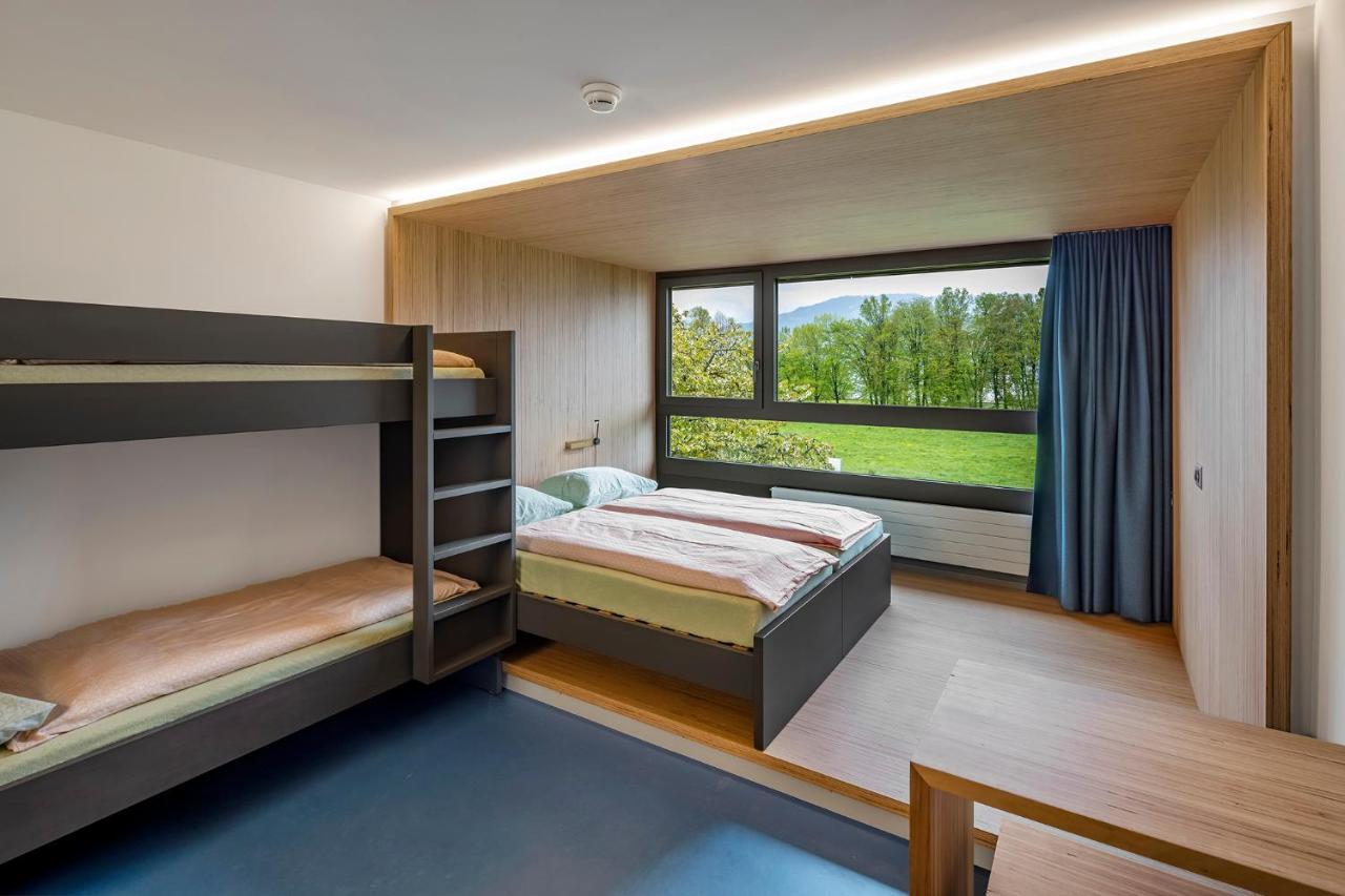 Rapperswil-Jona Youth Hostel Bagian luar foto