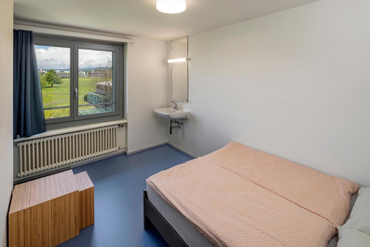 Rapperswil-Jona Youth Hostel Bagian luar foto